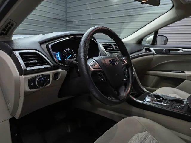 2017 Ford Fusion Hybrid SE