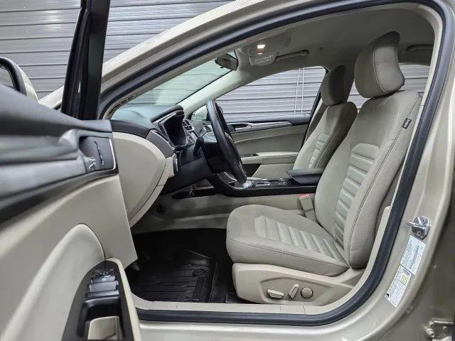 2017 Ford Fusion Hybrid SE
