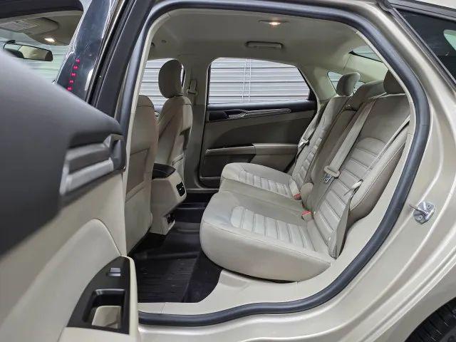 2017 Ford Fusion Hybrid SE