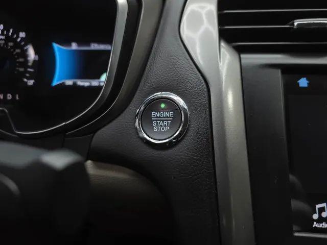 2017 Ford Fusion Hybrid SE