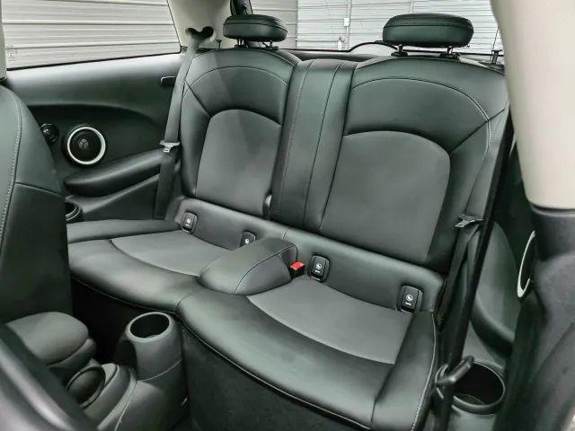 2017 MINI Hardtop Cooper