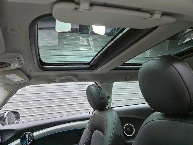 2017 MINI Hardtop Cooper