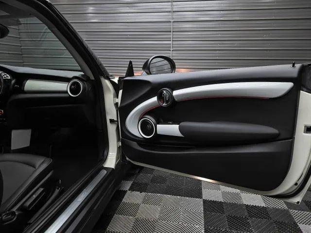 2017 MINI Hardtop Cooper
