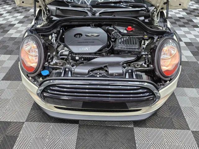2017 MINI Hardtop Cooper