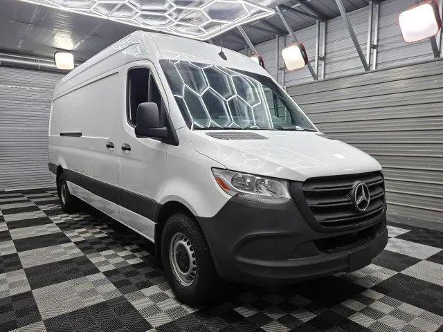 2022 Mercedes-Benz Sprinter 2500 High Roof V6