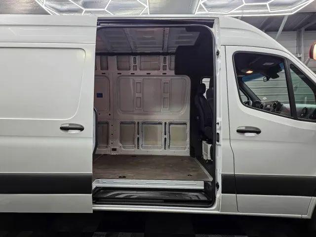 2022 Mercedes-Benz Sprinter 2500 High Roof V6