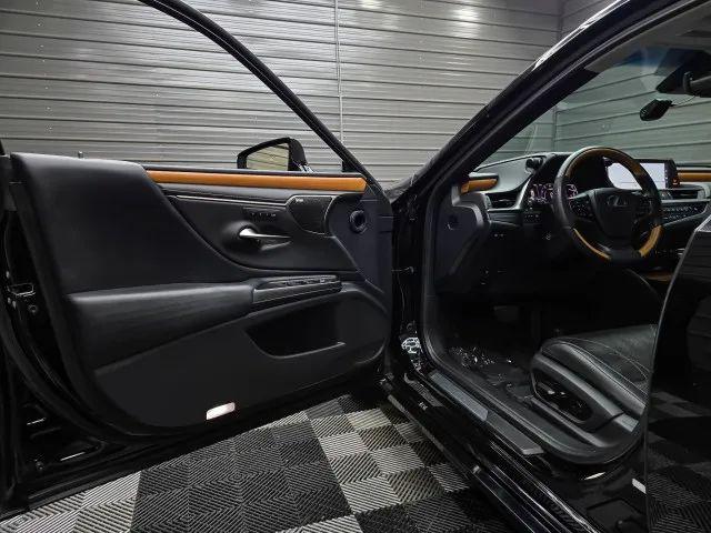 2019 Lexus ES 350 Ultra Luxury