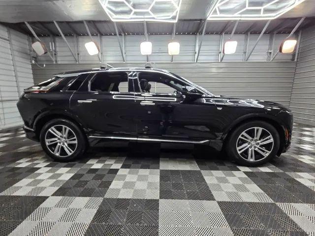 2024 Cadillac iQ Tech w/1SA
