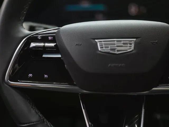 2024 Cadillac iQ Tech w/1SA