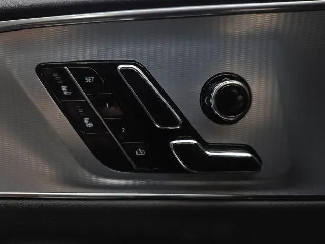 2024 Cadillac iQ Tech w/1SA