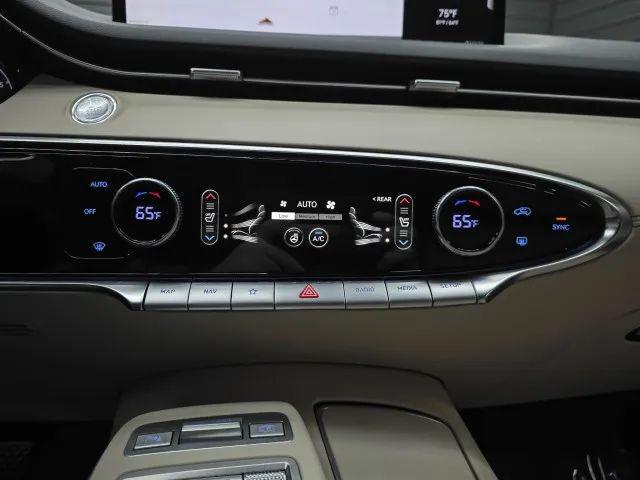2023 Genesis GV70 2.5T AWD