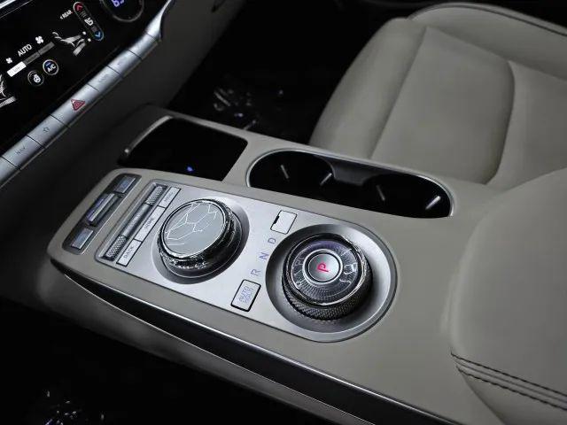 2023 Genesis GV70 2.5T AWD
