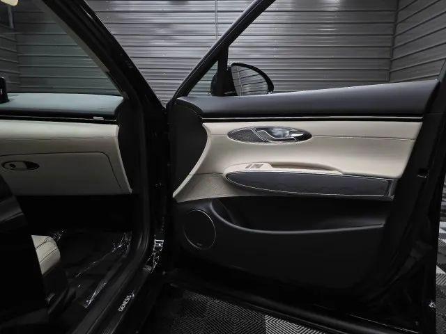 2023 Genesis GV70 2.5T AWD