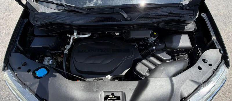 2021 Honda Pilot 2WD Touring 8 Passenger