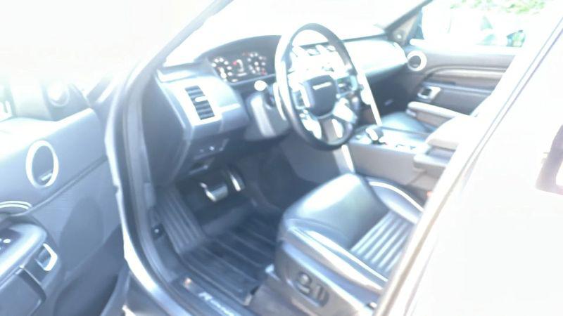 2023 Land Rover Discovery P360 HSE R-Dynamic