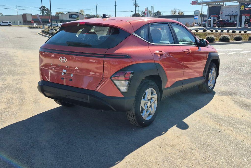 New 2026 Orange Hyundai SE FWD image 5