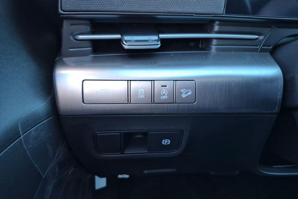 New 2026 Orange Hyundai SE FWD image 30