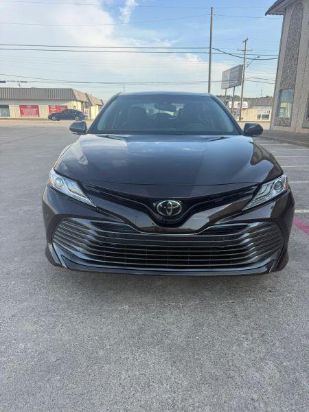 2018 Toyota Camry XLE for sale in Arlington, TX