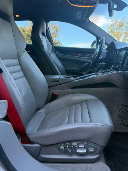2013 Porsche Panamera GTS