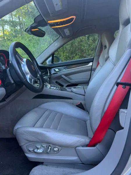 2013 Porsche Panamera GTS