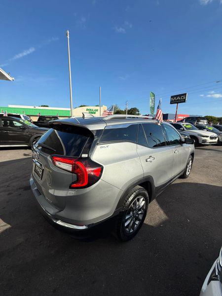 2024 GMC Terrain AWD SLT