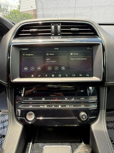 2019 Jaguar F-PACE S