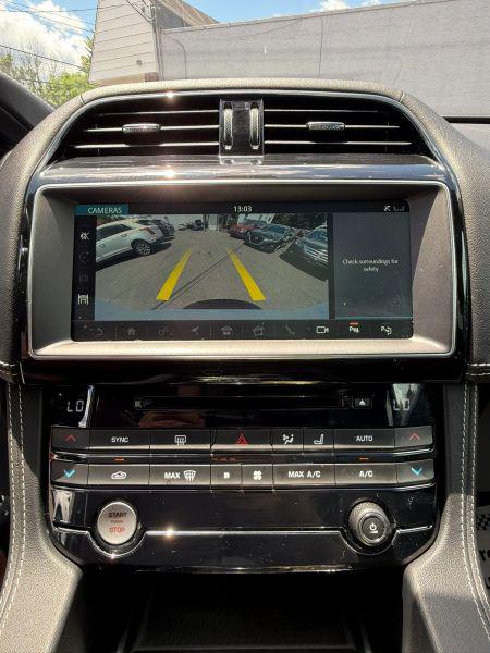 2019 Jaguar F-PACE S
