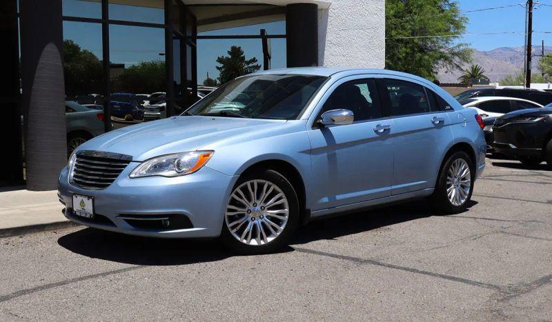 2013 Chrysler 200 Limited