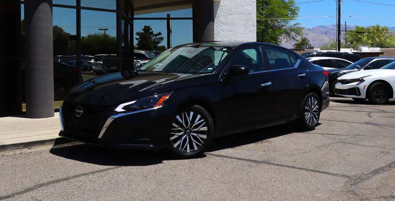 2023 Nissan Altima SV FWD