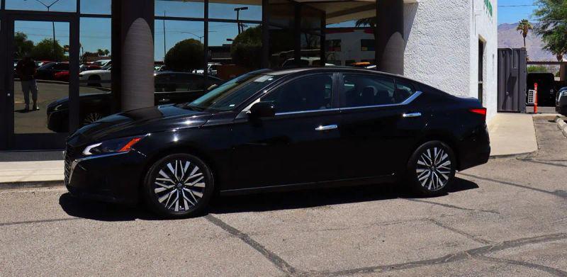 2023 Nissan Altima SV FWD