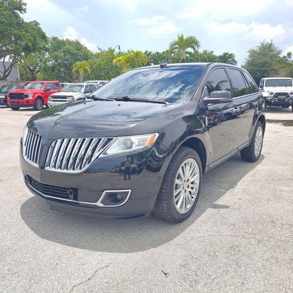 2013 Lincoln MKX Base