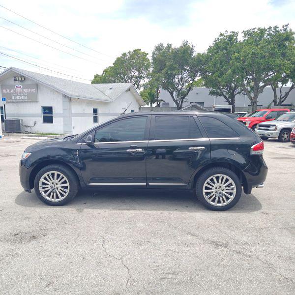 2013 Lincoln MKX Base