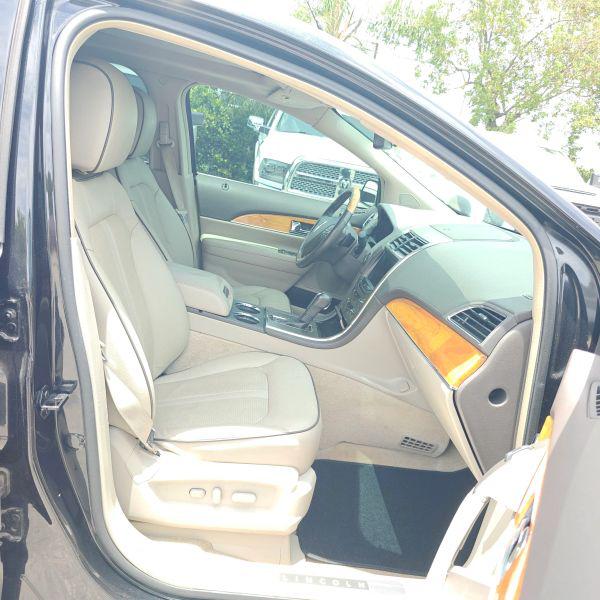 2013 Lincoln MKX Base
