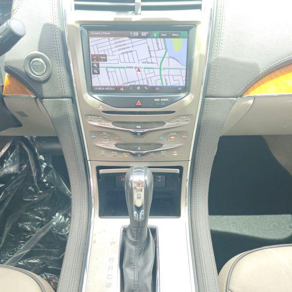 2013 Lincoln MKX Base