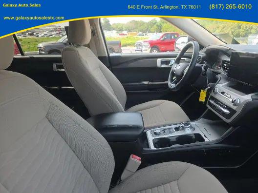 2022 Ford Explorer Base