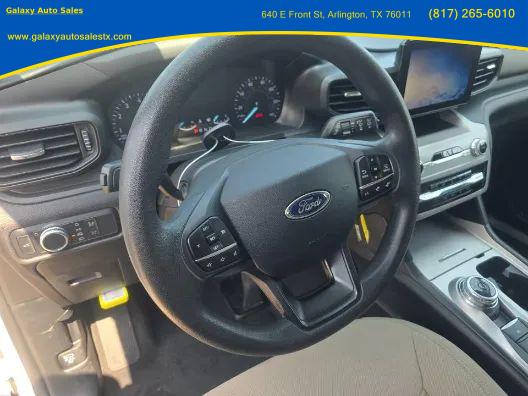 2022 Ford Explorer Base