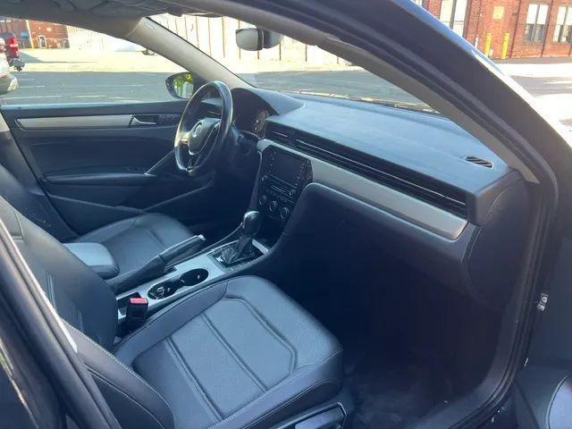 2021 Volkswagen Passat 2.0T SE