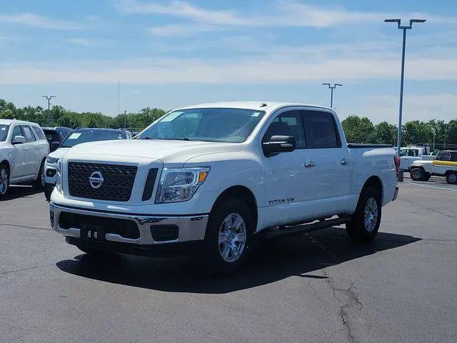 2019 Nissan Titan SV