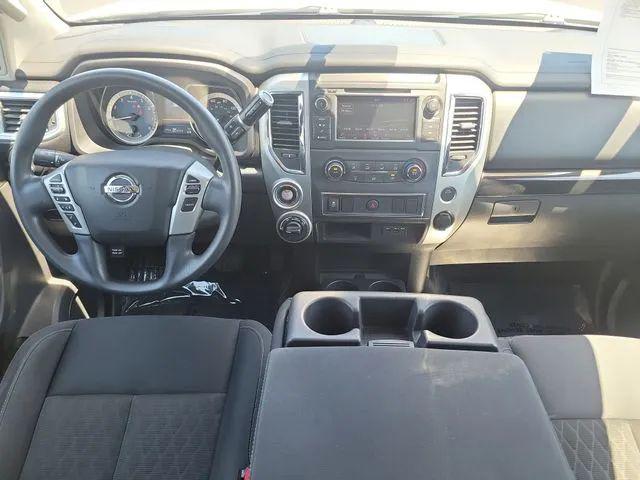 2019 Nissan Titan SV
