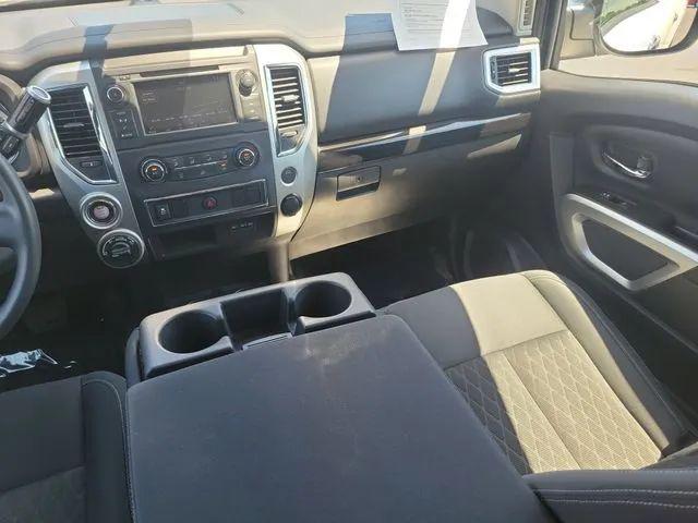 2019 Nissan Titan SV