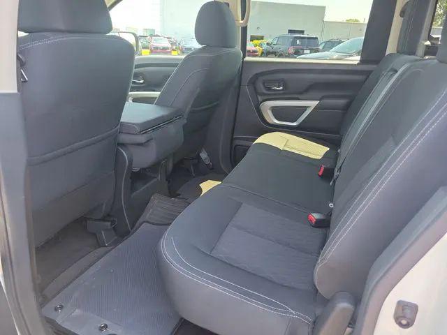 2019 Nissan Titan SV