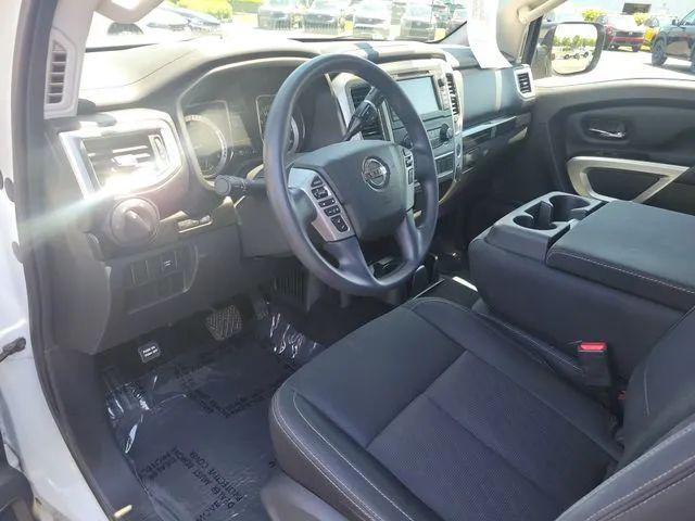 2019 Nissan Titan SV