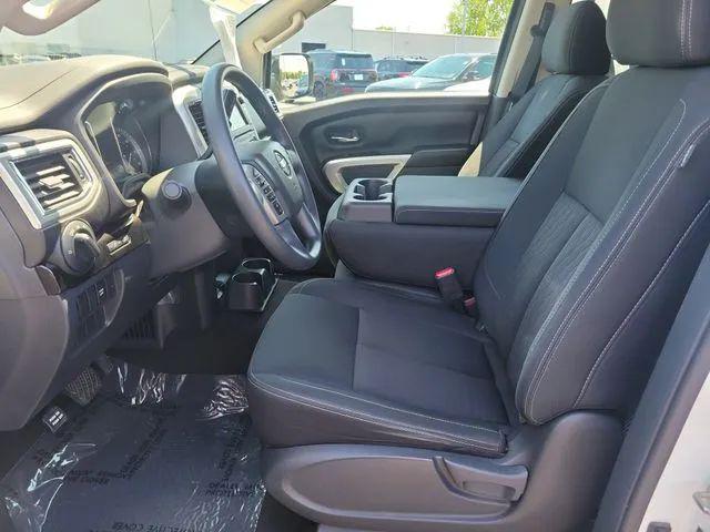2019 Nissan Titan SV