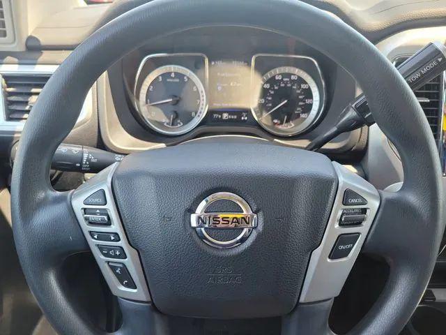 2019 Nissan Titan SV