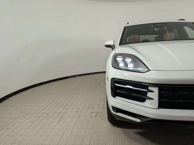 2026 Porsche Cayenne AWD
