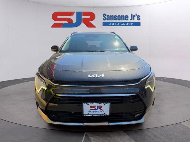 2023 Kia Niro EX Touring