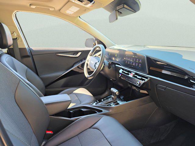 2023 Kia Niro EX Touring