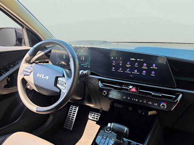 2023 Kia Niro EX Touring