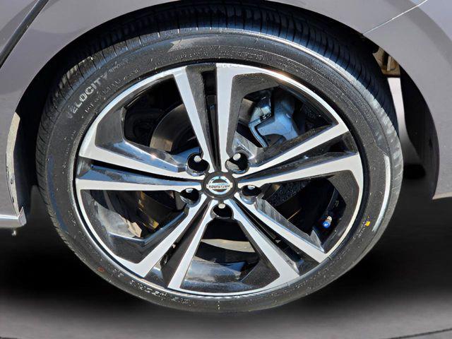 2023 Nissan Sentra SR Xtronic CVT