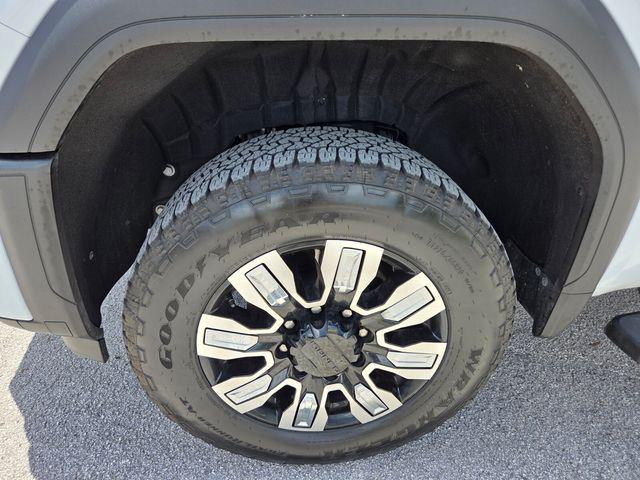 2026 GMC Sierra 2500HD Crew Cab, Standard Bed, Denali, 4WD